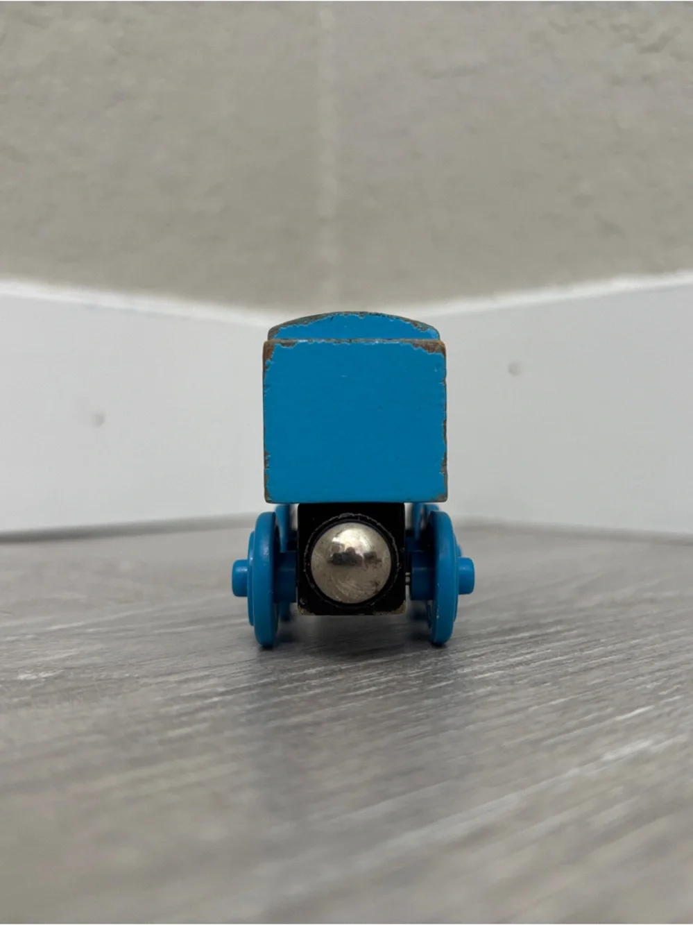 Wooden Paint Splattered Thomas - Thomas & Friends